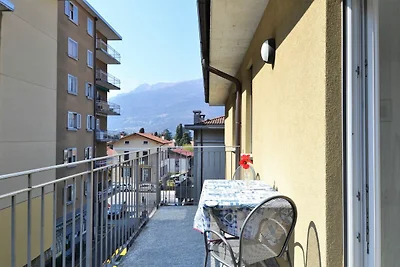 Piacevole appartamento a Dervio con balcone