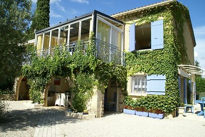 Bellissima villa con piscina a Piolenc