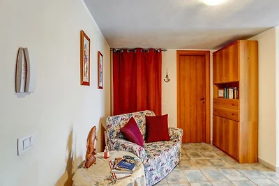 Charmante Wohnung in Carbonia mit Garten