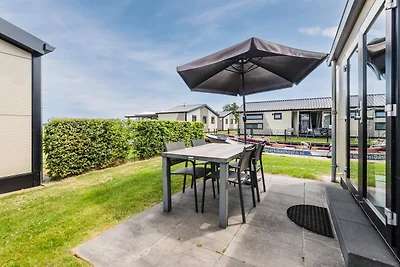 Leuk en gezellig chalet met ac en sloep