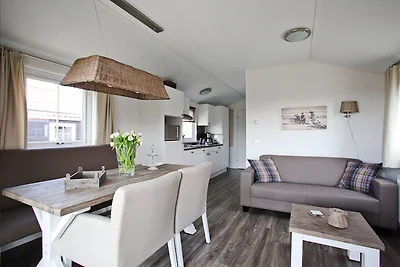 Komfortable Hütte mit Terrasse