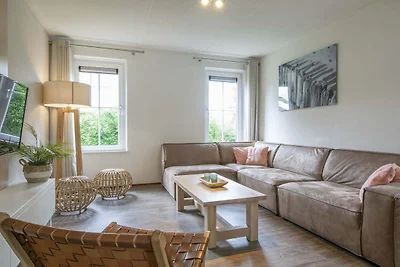 Bellissima villa con sauna a infrarossi, 400m...