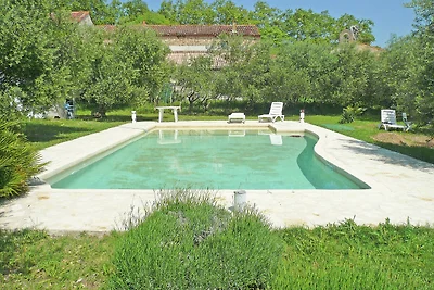 Bella casa vacanze con piscina