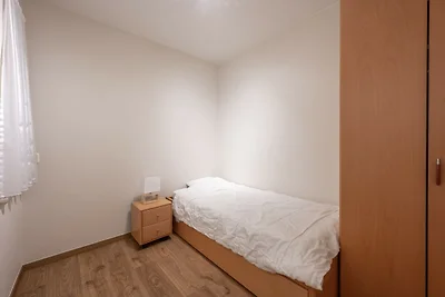 Helle 2-Zimmer-Wohnung mit Terrasse