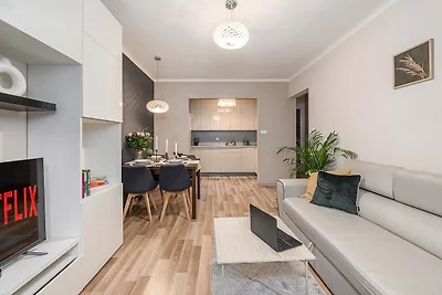Haus mit 2 Schlafzimmern auf Krochmalna