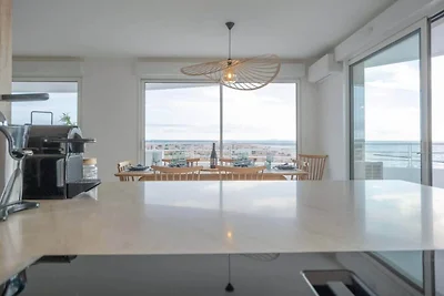 Luxuriöses Apartment mit Meerblick und Spa
