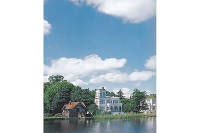Blaues Haus am Meer