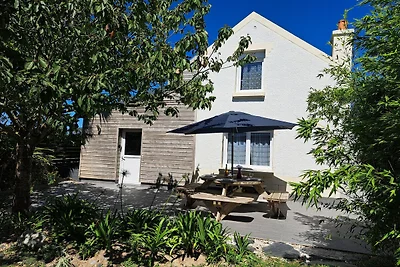 Ferienhaus in Cléder nahe Strand Les Amiets