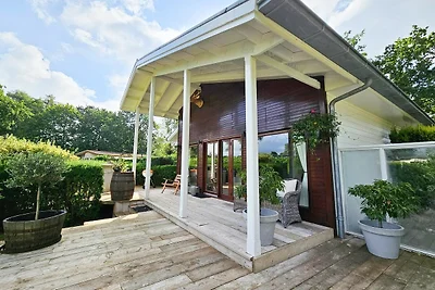 Bellissima casa vacanze con ampio giardino