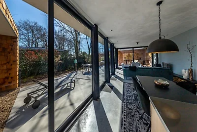 Wellness-Villa mit privatem Whirlpool