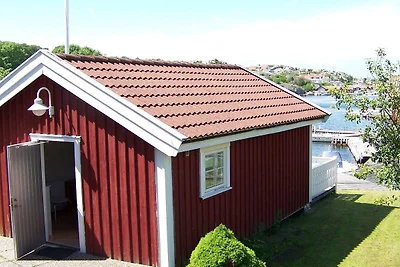 4 personas casa en Rönnäng-By Traum