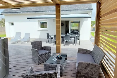 Komfortables Ferienhaus mit Whirlpool in...