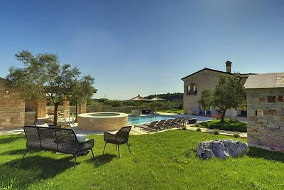 Charmante Villa mit beheiztem Pool bei Rovinj