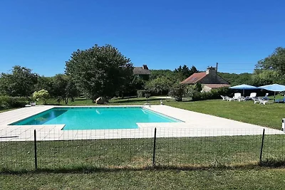 Großzügiges Familienanwesen in slawischer...