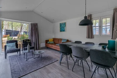 Vakantiehuis in Halfweg met terras