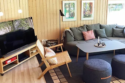 10 Personen Ferienhaus in Væggerløse-By Traum