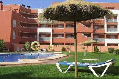 Appartamento al piano terra con terrazza...