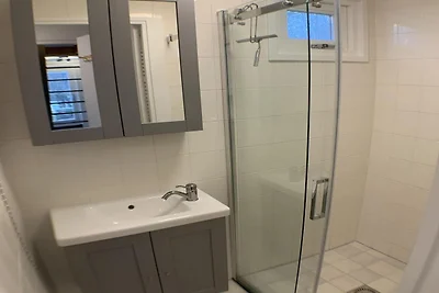 Renovierter Bungalow mit Garten für Familien