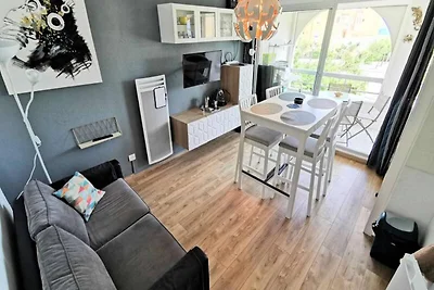 Wohnung in Frankreich mit Meerblick am Strand