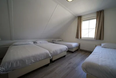 Ferienhaus in Susteren mit Terrasse