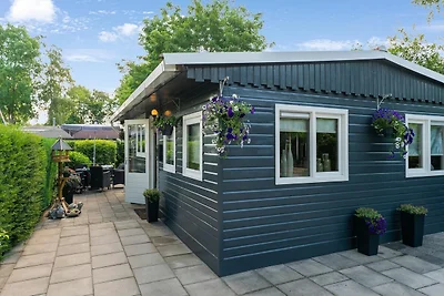 Schönes Holzchalet mit Garten in Reutum,...