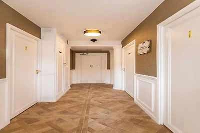 Elegantes Studio - 1BR/2P -...