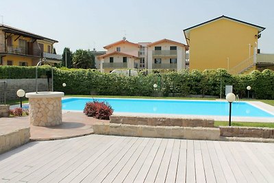 Ruhiges ländliches Apartment mit Swimmingpool