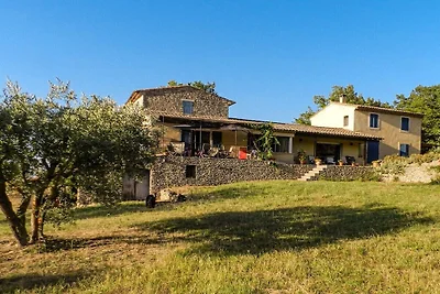 Ferienhaus in Bonnieux mit Schwimmbecken