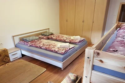 Ferienwohnung mit 2 Schlafzimmer