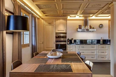 Üppiges Apartment mit Sauna und Whirlpool