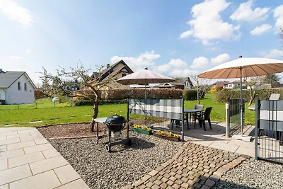 Ferienhaus mit Terrasse nahe vulkanischen...
