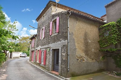 Incantevole casa in pietra con piscina...