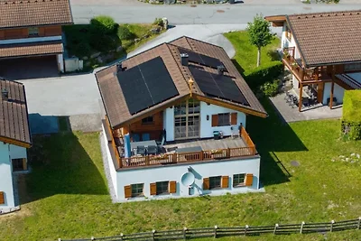 Chalet panoramico in vetro con sauna