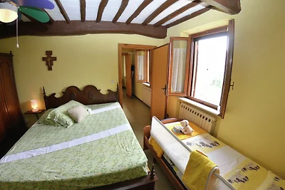 Schönes Cottage mit Swimmingpool in Gualdo