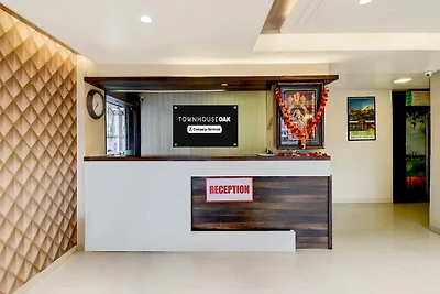Stadthaus Oak Sinhgad Road Crossway