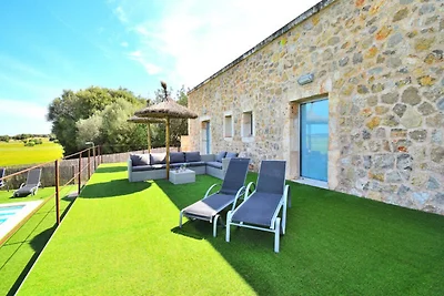 Haus in Maria de la Salut mit Pool