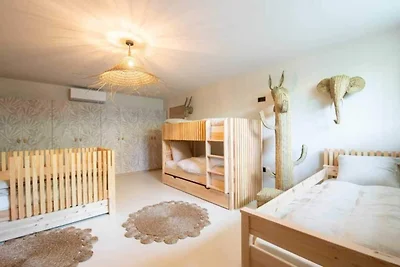 Prestige-Villa mit Klimaanlage, 12 Zimmer, Po...