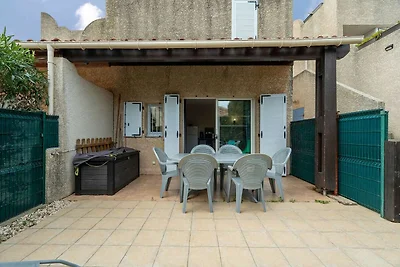 Apartment in Agde with swimming pool