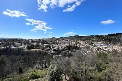 Appartement in de Provence met panoramisch...