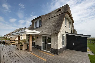 Villa in Tjeukemeer mit Sauna