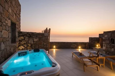 Suite con jacuzzi e vista mare