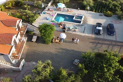 Apartments Franica with Heated Pool and Hot-T...