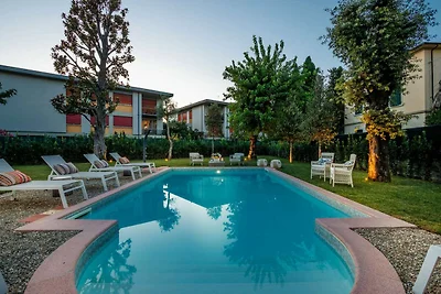 Villa in Lucca bij historische muren