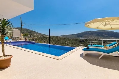 Villa in Kalkan mit Wifi und Parken