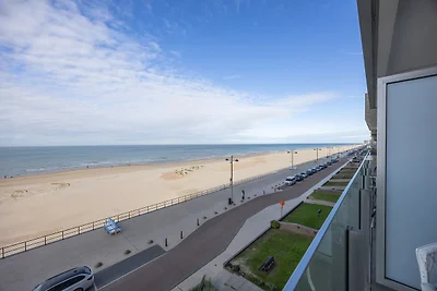 Appartement met een mooi terras en zeezicht