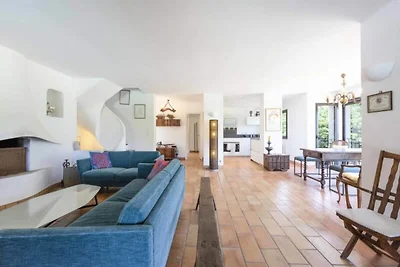 Häuser & Villen für 12 Personen