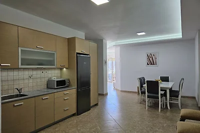 Gem�tliche und verbundene Wohnung in Saranda