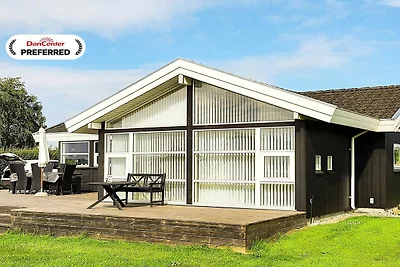 Ritiro spazioso con vista sul fiordo -- By Tr...