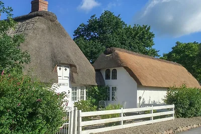 Reetgedecktes Ferienhaus in Humptrup