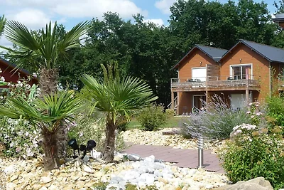 Wohnung im Loiretal mit Pool
